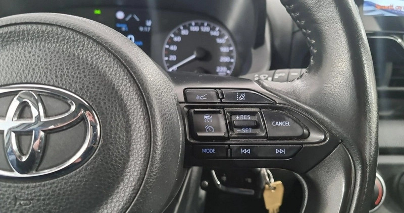 Toyota Yaris cena 45900 przebieg: 151022, rok produkcji 2022 z Olszyna małe 352